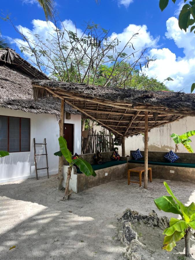 Karanga Bungalows Michamvi Pokoj fotografie