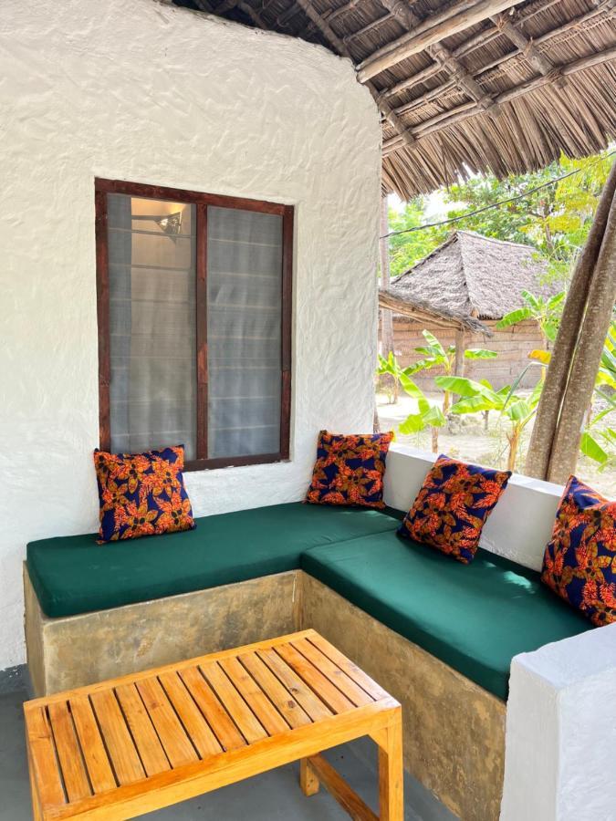 Karanga Bungalows Michamvi Pokoj fotografie